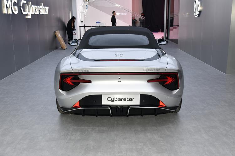 https://gcc-1307444343.cos.accelerate.myqcloud.com/gallery/e8af8ddad8458416f26fd250a6280961.jpg