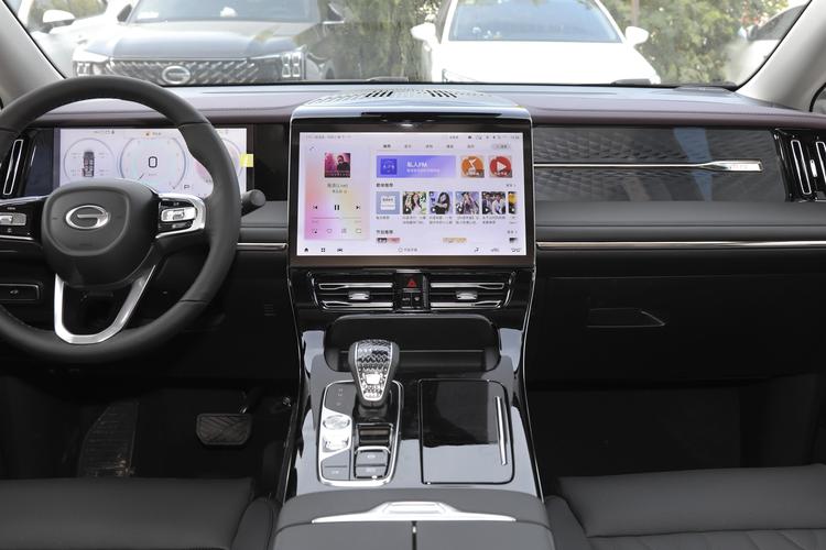 https://gcc-1307444343.cos.accelerate.myqcloud.com/gallery/e8cf21e5db306656cffcbb5d76c473a0.jpg