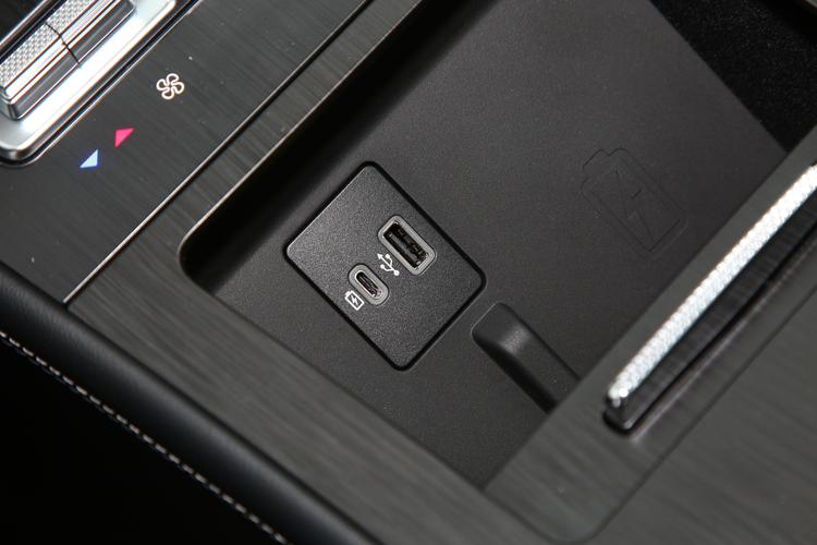 https://gcc-1307444343.cos.accelerate.myqcloud.com/gallery/e936592571e26ac66a1d7dea878399cf.jpg