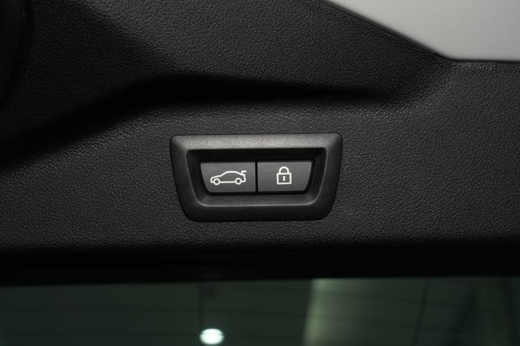 https://gcc-1307444343.cos.accelerate.myqcloud.com/gallery/ea8414ca3aa33ea3cdf9e25f26447f6e.jpg