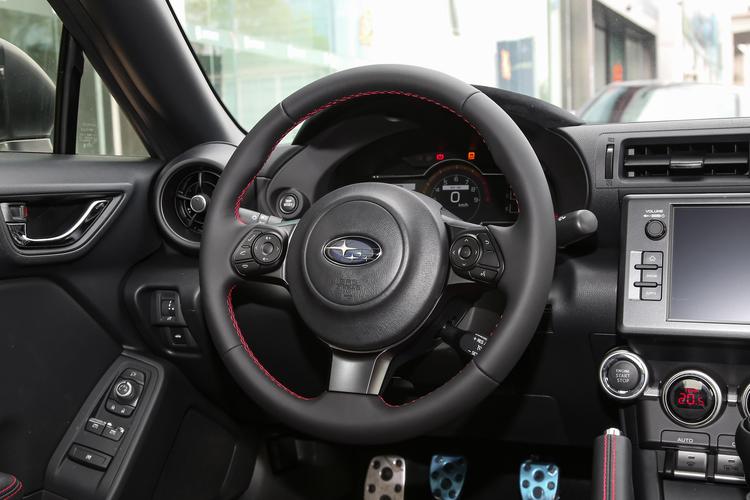 https://gcc-1307444343.cos.accelerate.myqcloud.com/gallery/eb6929a29d8c059551633b18b1478877.jpg