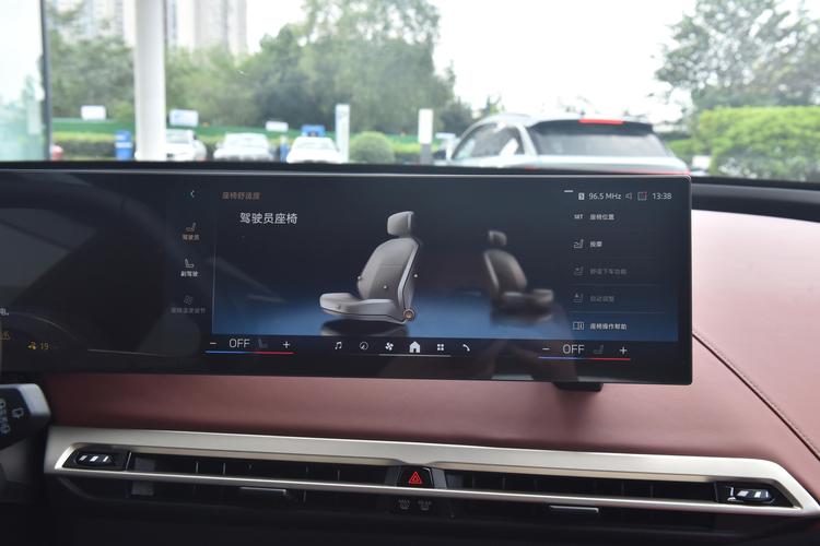 https://gcc-1307444343.cos.accelerate.myqcloud.com/gallery/ed4179bf4756ae8a89398441173608dd.jpg