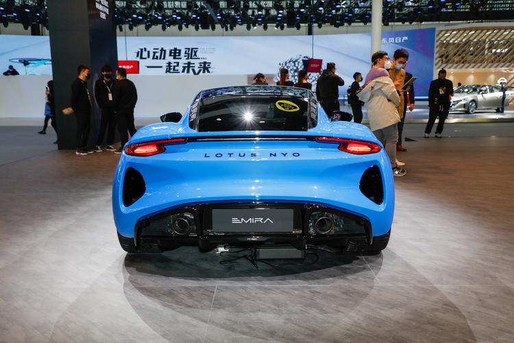 https://gcc-1307444343.cos.accelerate.myqcloud.com/gallery/edec5cf84cd2b78f7f62fc4c1477b7be.jpg