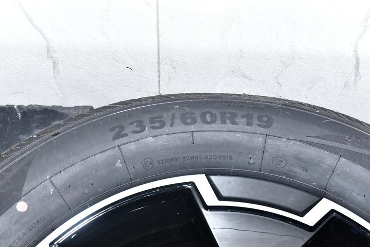 https://gcc-1307444343.cos.accelerate.myqcloud.com/gallery/eeec5fa14317952304b5af7b473f3e2b.jpg