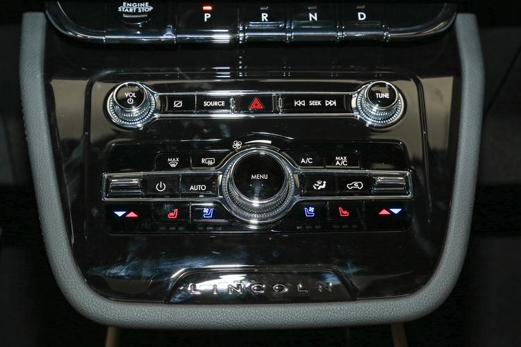 https://gcc-1307444343.cos.accelerate.myqcloud.com/gallery/f06e184d0705c31a2a544d0bd881925d.jpg