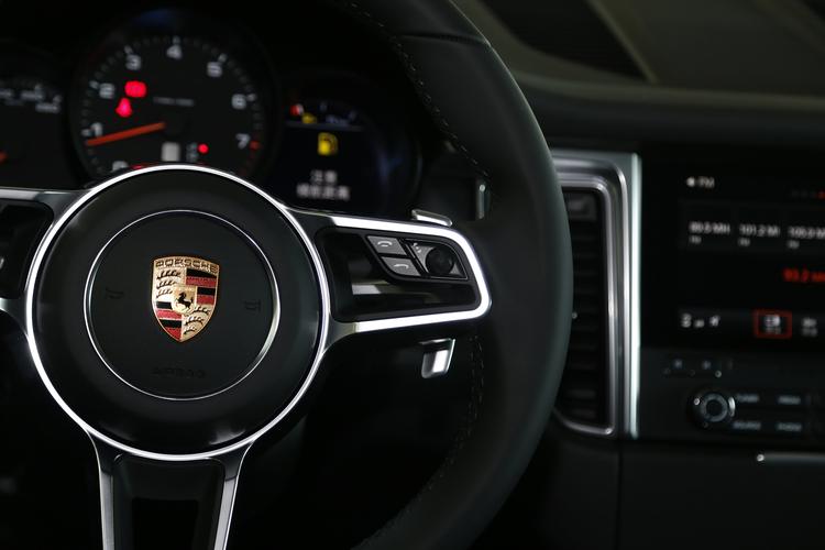 https://gcc-1307444343.cos.accelerate.myqcloud.com/gallery/f469528ed001bba06f7383369ac6e16b.jpg
