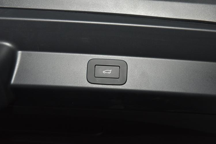 https://gcc-1307444343.cos.accelerate.myqcloud.com/gallery/f87a16bee0060169ae8e12213b82e54d.jpg