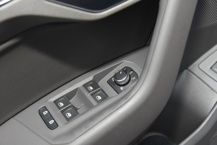 https://gcc-1307444343.cos.accelerate.myqcloud.com/gallery/f8fa7c50ee441bcbee3c8e82d8b92c35.jpg