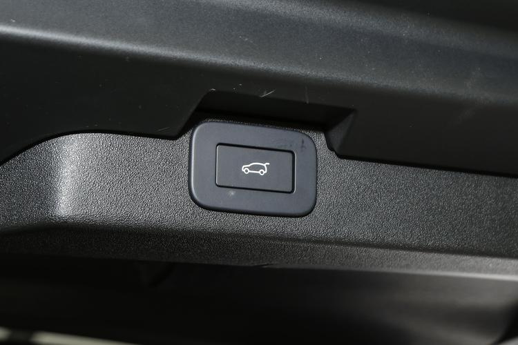 https://gcc-1307444343.cos.accelerate.myqcloud.com/gallery/fb410673af779676d182685f0a43fef2.jpg