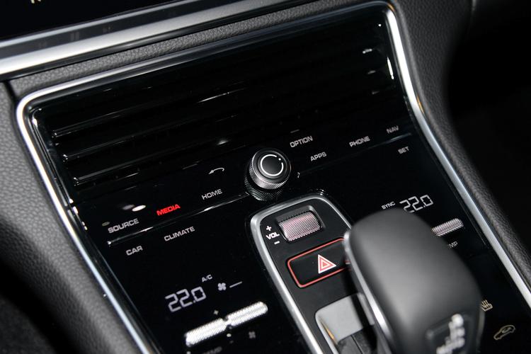 https://gcc-1307444343.cos.accelerate.myqcloud.com/gallery/fbfd762d17ad38d751cb4be45fe28034.jpg