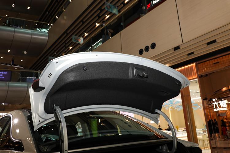 https://gcc-1307444343.cos.accelerate.myqcloud.com/gallery/fc198052e2b10a77c43f23ac3ecc1549.jpg