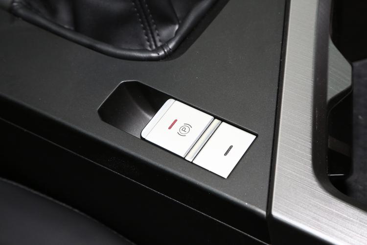 https://gcc-1307444343.cos.accelerate.myqcloud.com/gallery/fcc6db26292ea2141884185e95cd89e1.jpg