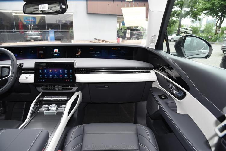 https://gcc-1307444343.cos.accelerate.myqcloud.com/gallery/ff7d68cd16f7a49a6ec77980244304f9.jpg