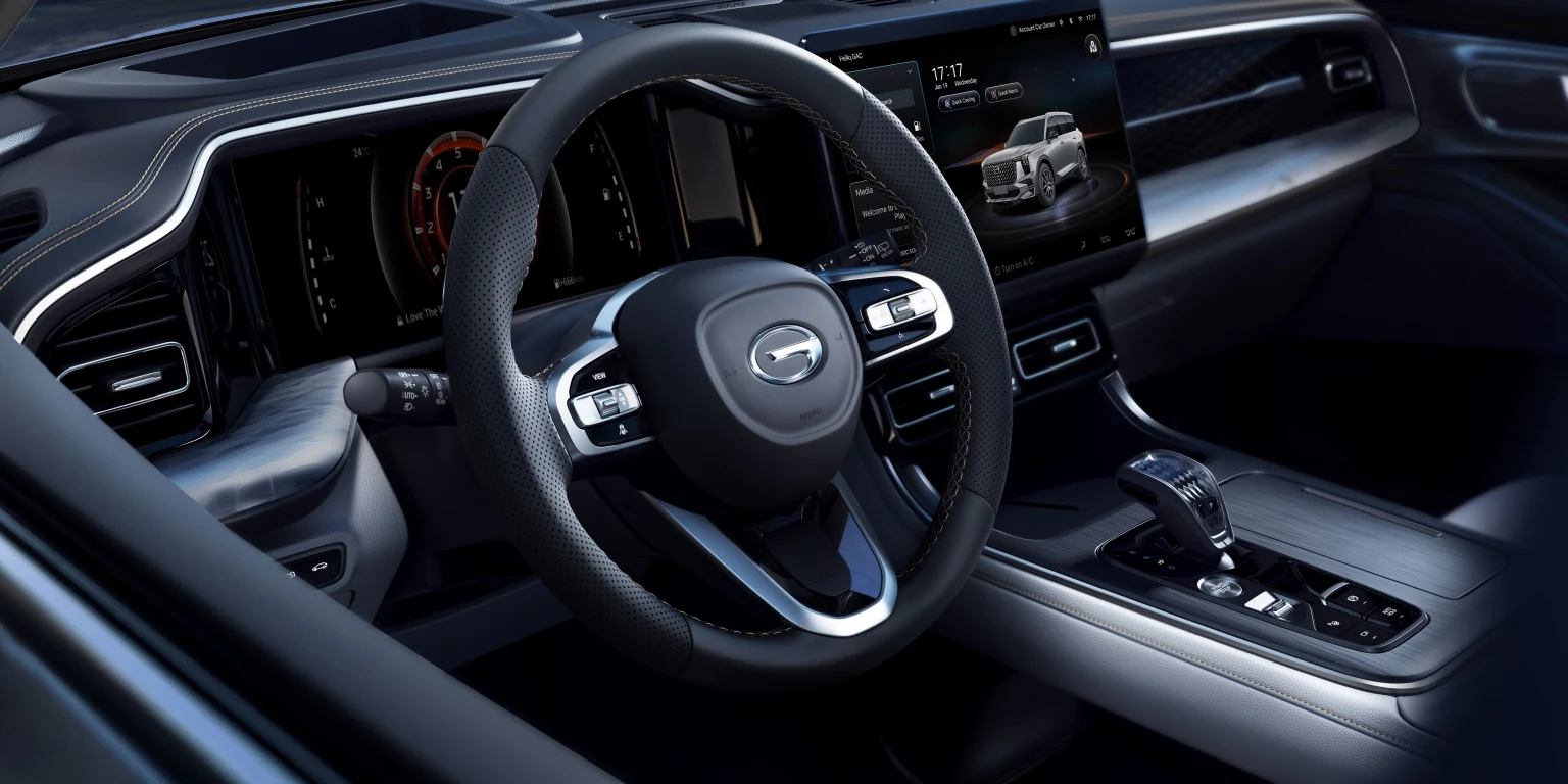 https://gcc-1307444343.cos.accelerate.myqcloud.com/images/0ef9f3/r_960x540/generations/generation_649437435333b_gac-gs8-interior-steering-wheel.webp