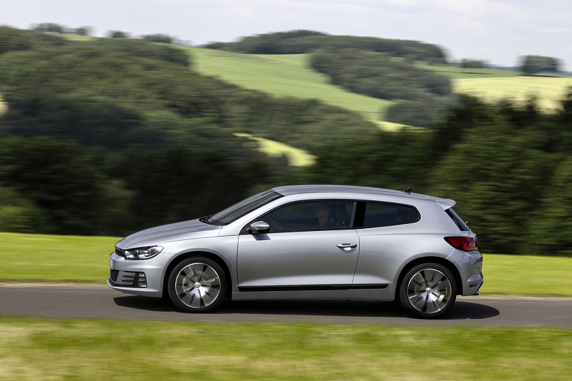 https://gcc-1307444343.cos.accelerate.myqcloud.com/images/1208f1/r_960x540/generations/generation_64a31ccbb8e0c_volkswagen-scirocco-exterior-side-profile(1).JPG