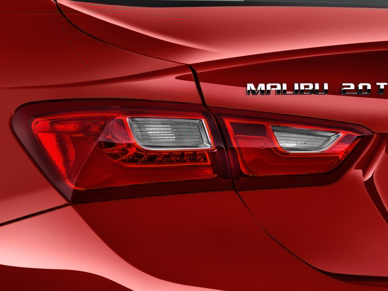 https://gcc-1307444343.cos.accelerate.myqcloud.com/images/235e21/r_960x540/generations/generation_64a2bf3873b71_chevrolet-malibu-exterior-tail-light.jpg