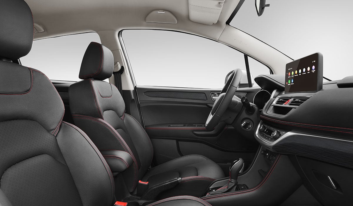 https://gcc-1307444343.cos.accelerate.myqcloud.com/images/32ccdd/r_960x540/generations/generation_64954f01d4af7_jac-s3-interior-front-seats.jpg