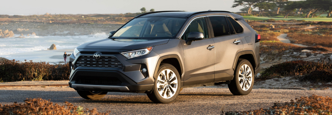 https://gcc-1307444343.cos.accelerate.myqcloud.com/images/33efc8/r_960x540/generations/generation_6495a4ee4feb4_toyota-rav4-exterior-front-and-side-profile.png