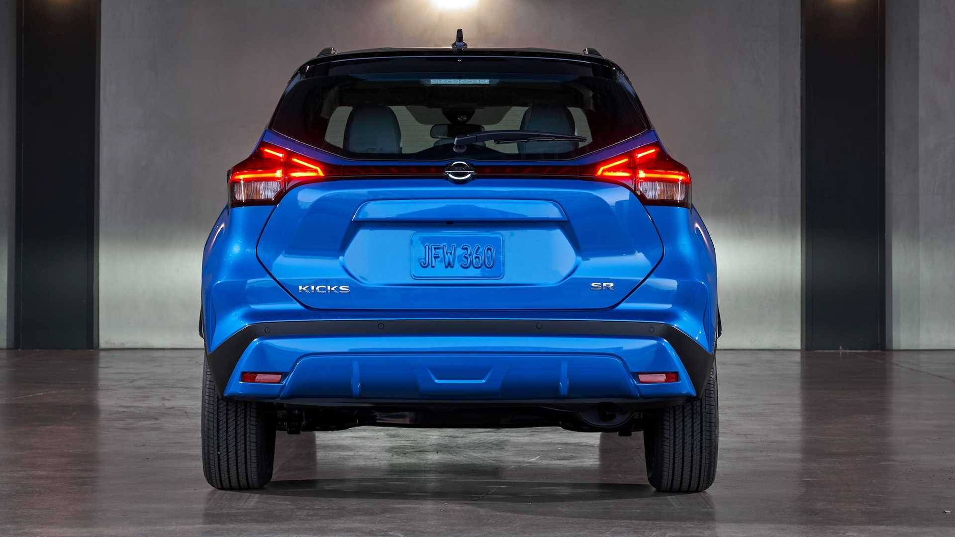 https://gcc-1307444343.cos.accelerate.myqcloud.com/images/36f5fb/r_960x540/generations/generation_649b07f29e335_nissan-kicks-exterior-rear.jpg