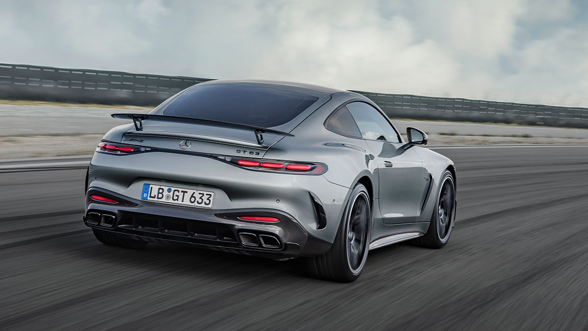 https://gcc-1307444343.cos.accelerate.myqcloud.com/images/397c04/r_960x540/generations/generation_662b5ec1c138b_yomzansi-mercedes-benz-amg-gt-2024.jpg
