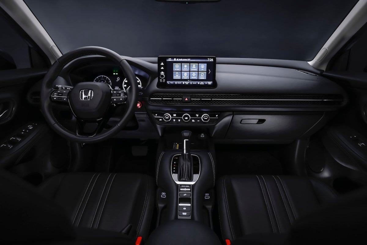 https://gcc-1307444343.cos.accelerate.myqcloud.com/images/3b6ea0/r_960x540/generations/generation_64aba256cdf64_09-2023-honda-hr-v-ex-l.jpg