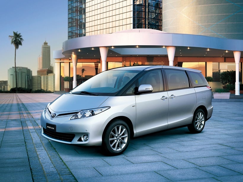 https://gcc-1307444343.cos.accelerate.myqcloud.com/images/4403b8/r_960x540/generations/generation_64a61e8aa93be_toyota-previa-exterior-front-left-angled.jpg