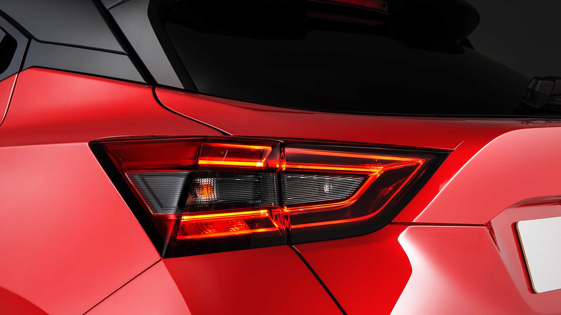https://gcc-1307444343.cos.accelerate.myqcloud.com/images/4bf1cf/r_960x540/generations/generation_6496b4b39c931_nissan-juke-exterior-tail-light.jpg