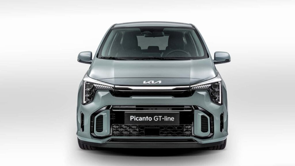https://gcc-1307444343.cos.accelerate.myqcloud.com/images/4f6d7c/r_960x540/generations/generation_6704d47d7e30f_kia-picanto-2023-01-1.jpg