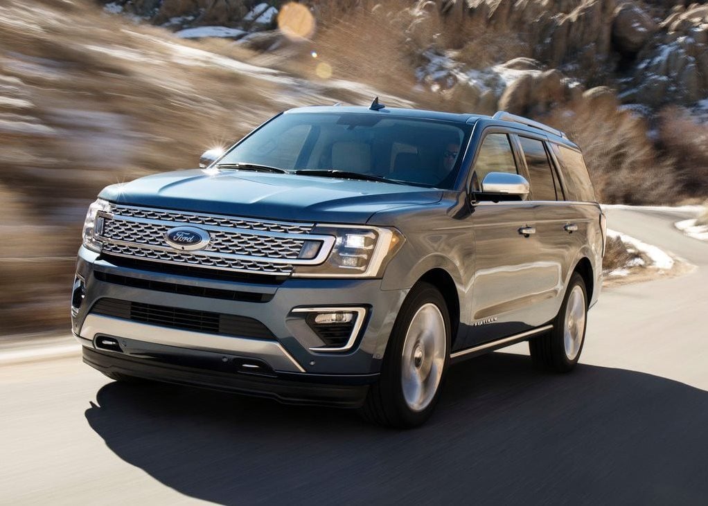 https://gcc-1307444343.cos.accelerate.myqcloud.com/images/516510/r_960x540/generations/generation_64a3c04c1b03c_ford-expedition-exterior-front-left-angled.jpg