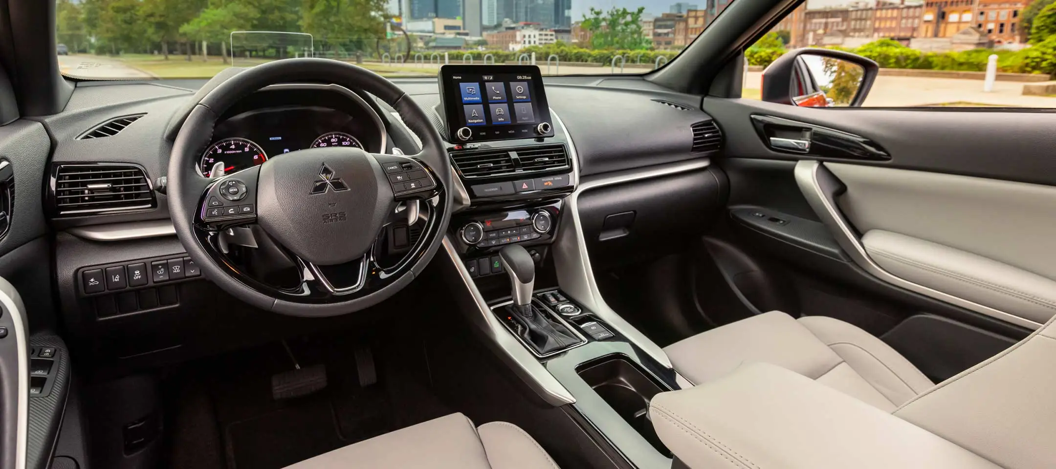 https://gcc-1307444343.cos.accelerate.myqcloud.com/images/51b417/r_960x540/generations/generation_64ec3eaf60ad7_2022-2023-mitsubishi-eclipse-cross-gallery-interior-2160x960-d.webp