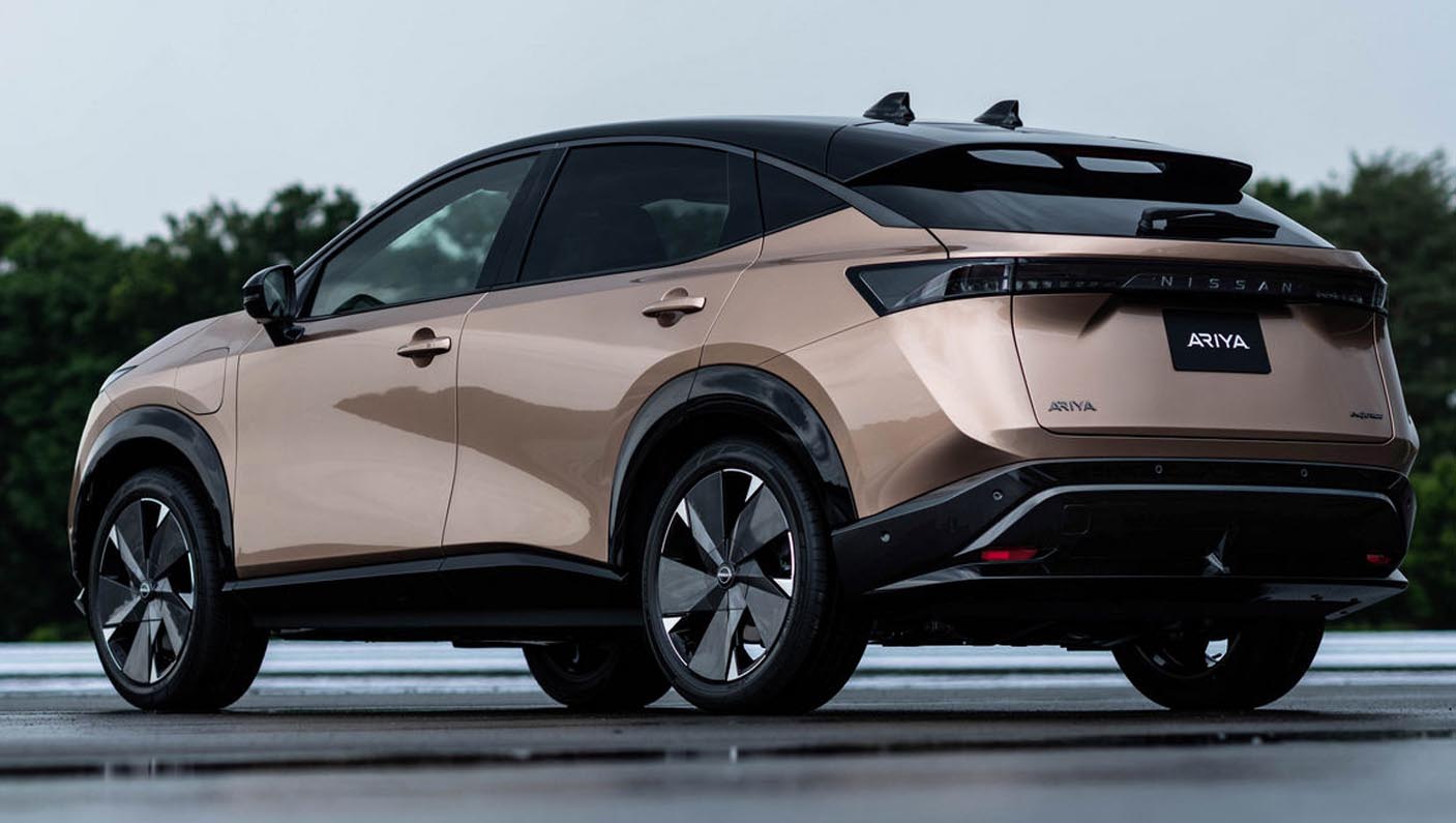 https://gcc-1307444343.cos.accelerate.myqcloud.com/images/54fe18/r_960x540/generations/generation_649548f48e863_nissan-ariya-exterior-rear-and-side-profile.jpg