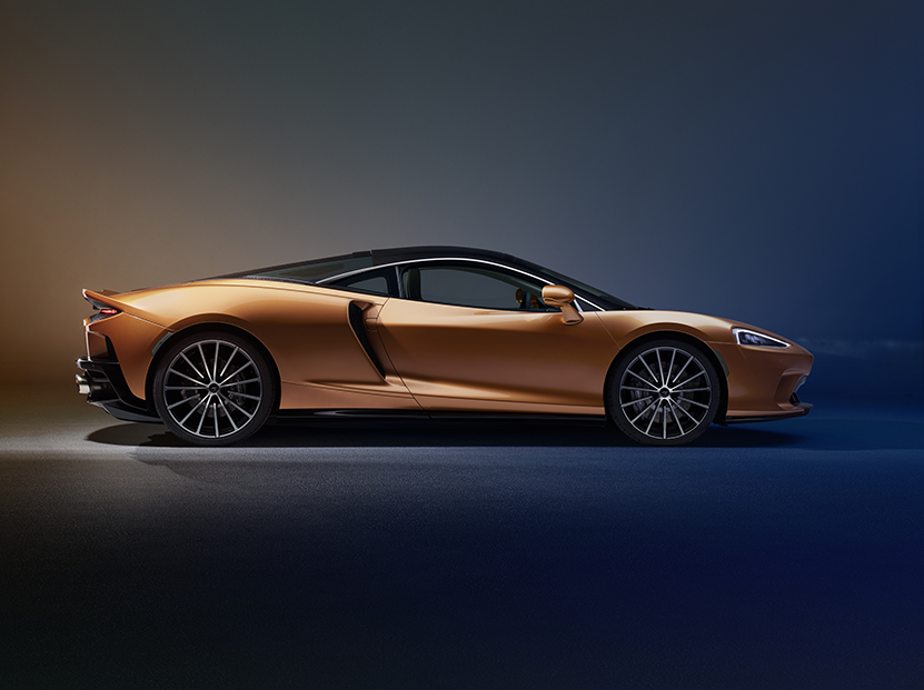 https://gcc-1307444343.cos.accelerate.myqcloud.com/images/589229/r_960x540/generations/generation_64ab92c714c06_mclaren-gt-exterior-side-profile.png