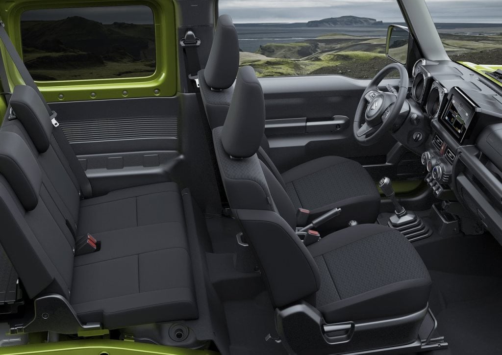 https://gcc-1307444343.cos.accelerate.myqcloud.com/images/67a5cc/r_960x540/generations/generation_64958afa00bef_suzuki-jimny-interior-seats.jpg