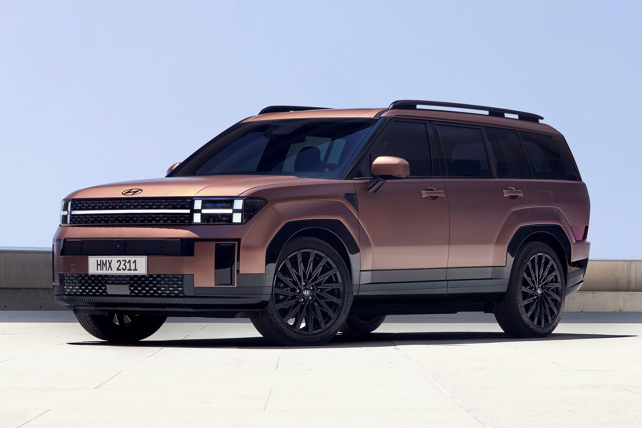 https://gcc-1307444343.cos.accelerate.myqcloud.com/images/71e0bf/r_960x540/generations/generation_65ddb21eea3bf_hyundai-santa-fe-5.jpg