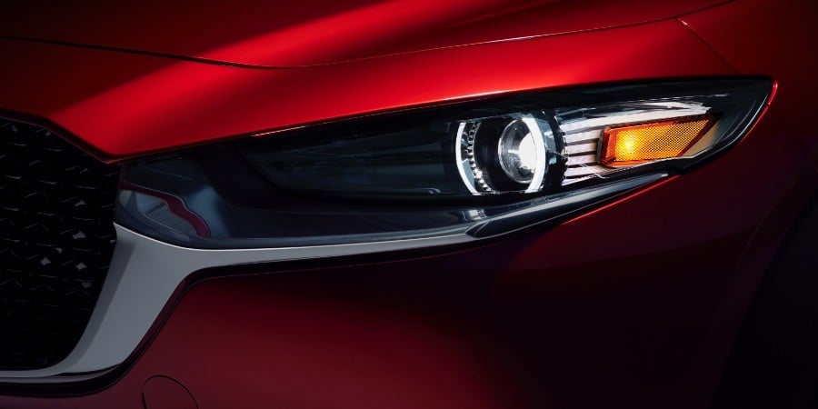 https://gcc-1307444343.cos.accelerate.myqcloud.com/images/730ed2/r_960x540/generations/generation_64a7a147d6878_mazda-cx-30-exterior-headlight.jpg