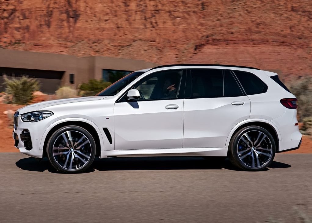 https://gcc-1307444343.cos.accelerate.myqcloud.com/images/7b1cff/r_960x540/generations/generation_64a11ff132a6a_bmw-x5-exterior-side-profile.jpg