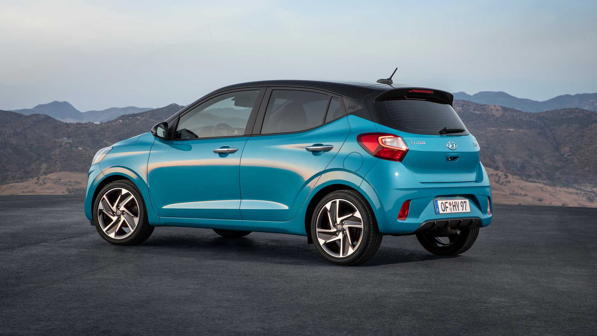 https://gcc-1307444343.cos.accelerate.myqcloud.com/images/85a33c/r_960x540/generations/generation_6496b5db2355a_hyundai-i10-exterior-side-profile.jpg