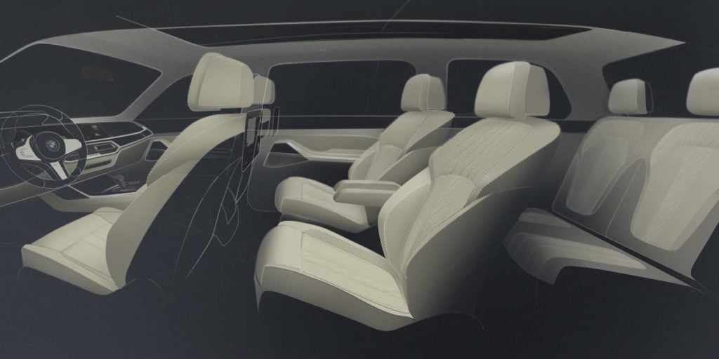 https://gcc-1307444343.cos.accelerate.myqcloud.com/images/868706/r_960x540/generations/generation_64ec37f1be89d_largest-bmw-suv-bmw-x7-interior-1024x512.jpg