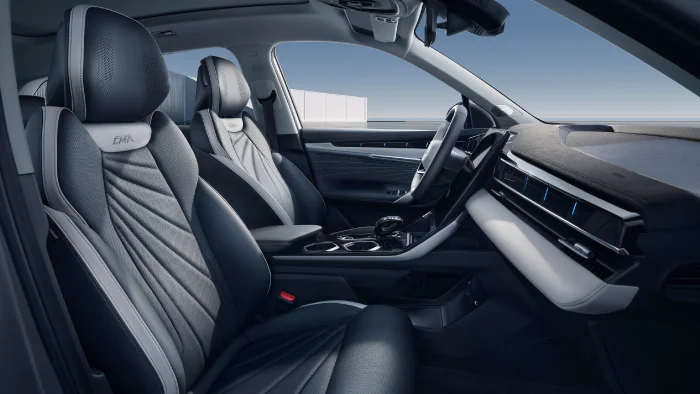 https://gcc-1307444343.cos.accelerate.myqcloud.com/images/95a0c2/r_960x540/generations/generation_661fb30eccc7d_starray-interior-sec-3.webp
