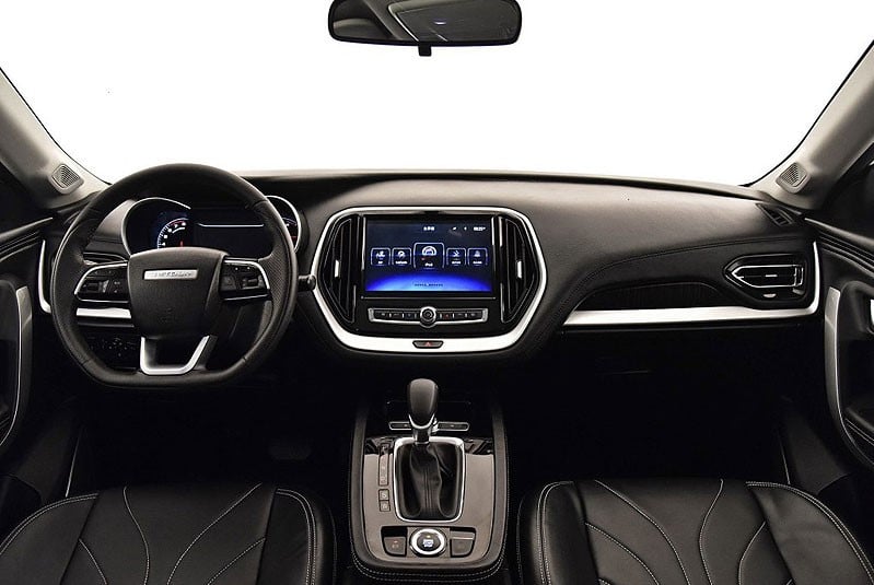 https://gcc-1307444343.cos.accelerate.myqcloud.com/images/96b117/r_960x540/generations/generation_64a7bdbae2011_jetour-x70-interior-cockpit.jpg