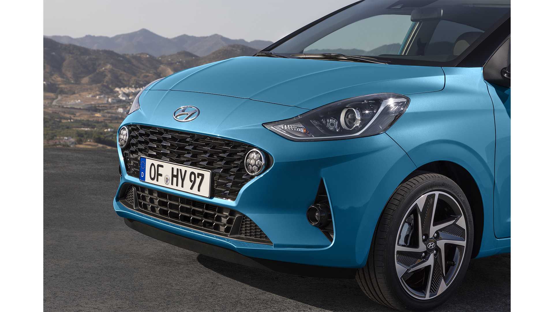 https://gcc-1307444343.cos.accelerate.myqcloud.com/images/a54293/r_960x540/generations/generation_6496b5dacafad_hyundai-i10-exterior-front.jpg