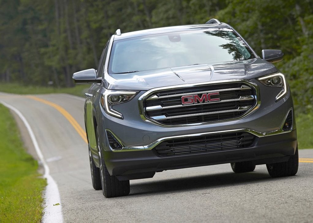 https://gcc-1307444343.cos.accelerate.myqcloud.com/images/af2767/r_960x540/generations/generation_64a60e979d639_gmc-terrain-exterior-front.jpg