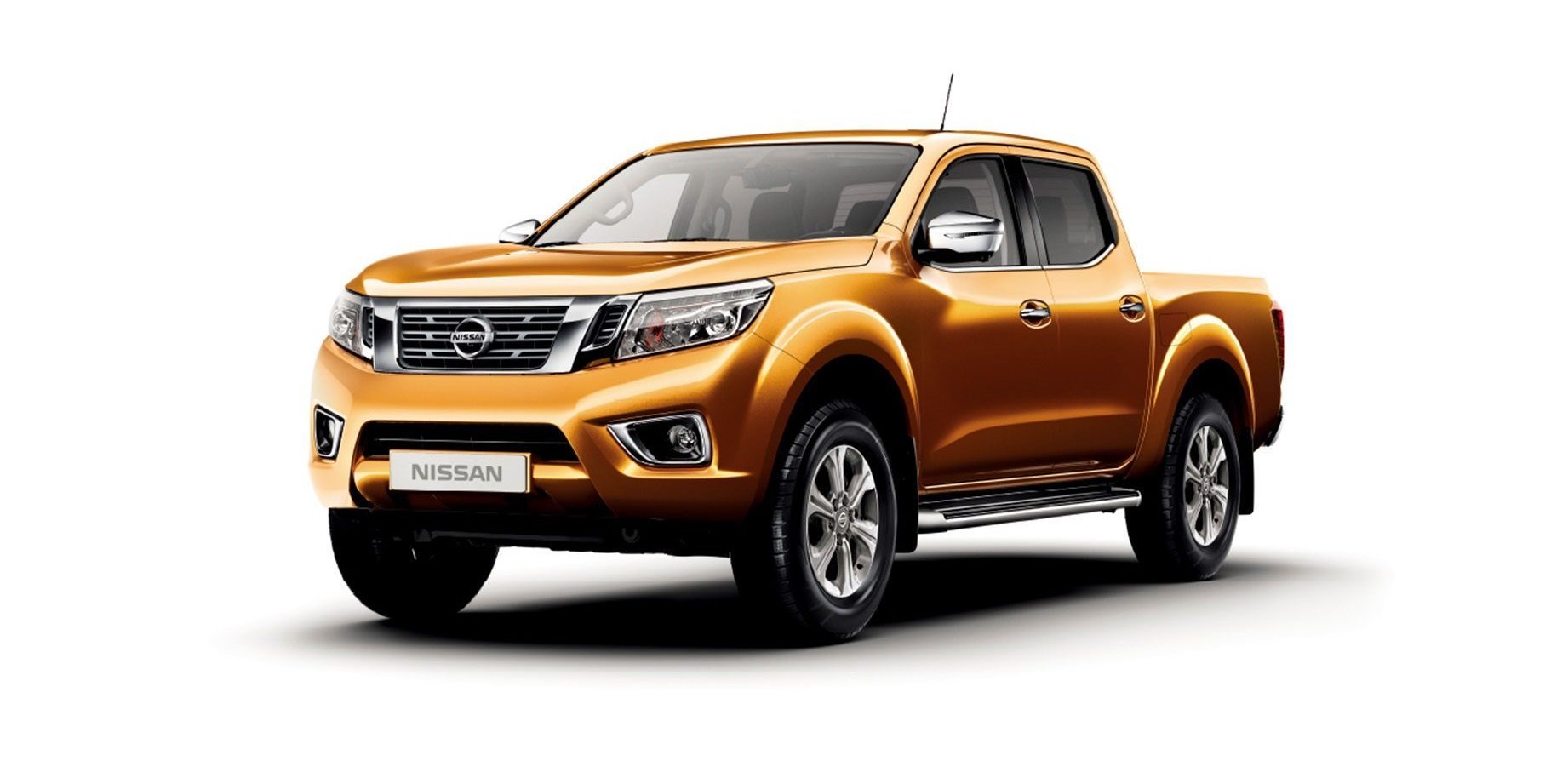 https://gcc-1307444343.cos.accelerate.myqcloud.com/images/b1ad33/r_960x540/generations/generation_64a6274ba2d34_nissan-navara-cover-front-left-angled.jpg