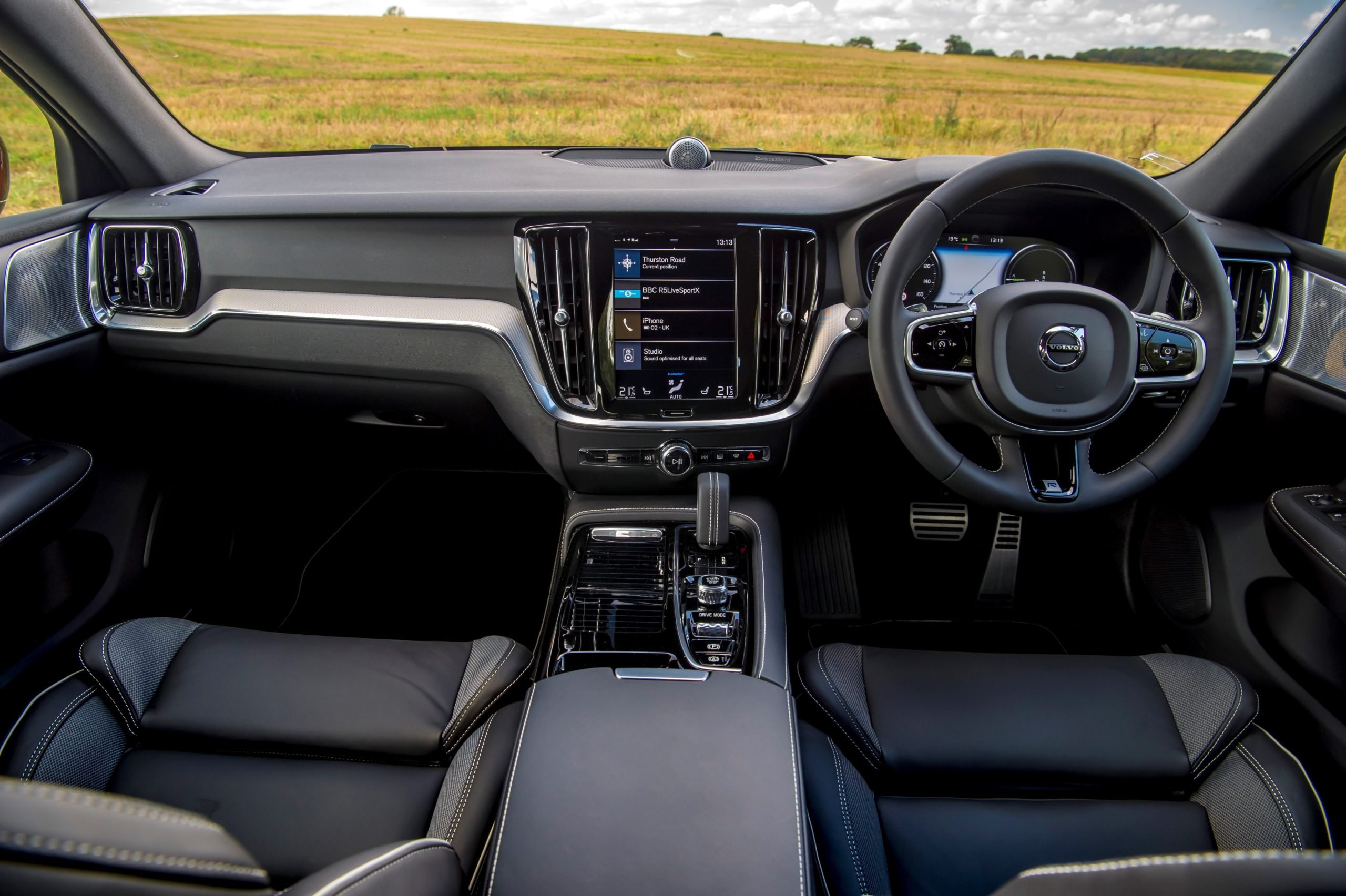 https://gcc-1307444343.cos.accelerate.myqcloud.com/images/bb8145/r_960x540/generations/generation_64e8524c981b3_257820_volvo_s60-scaled.jpg
