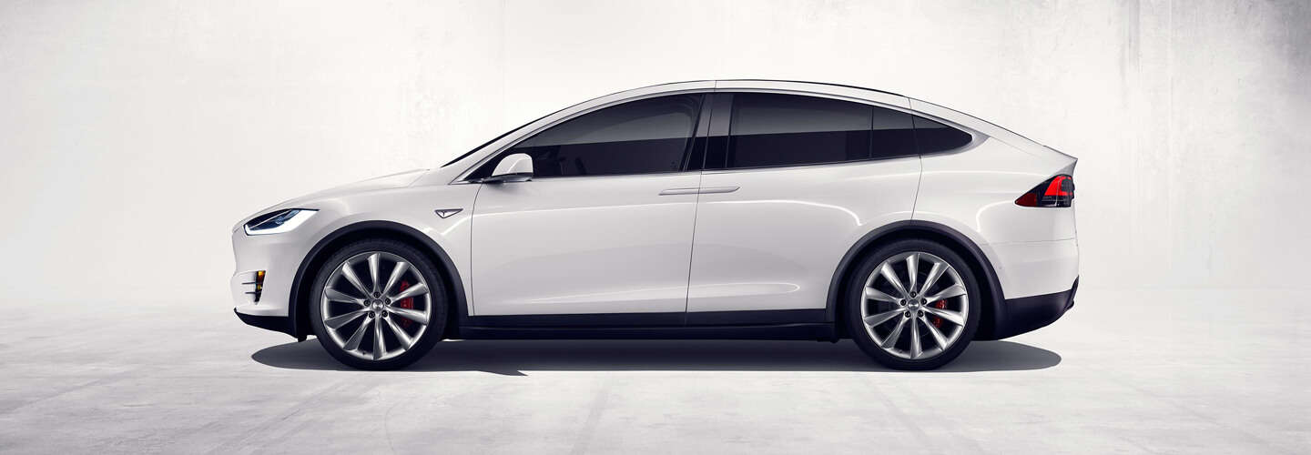 https://gcc-1307444343.cos.accelerate.myqcloud.com/images/d054b7/r_960x540/generations/generation_64a64066152b7_tesla-model-x-exterior-side-profile.jpg