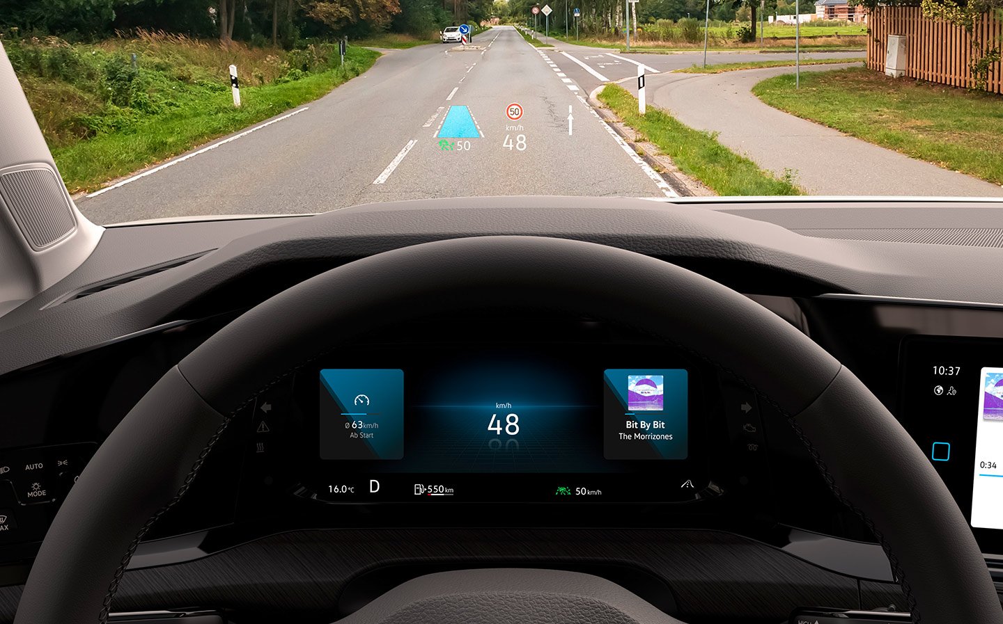 https://gcc-1307444343.cos.accelerate.myqcloud.com/images/d88dc6/r_960x540/generations/generation_64a5d4721d8fe_volkswagen-golf-interior-infotainment-display.jpg