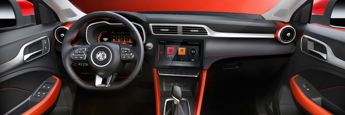 https://gcc-1307444343.cos.accelerate.myqcloud.com/images/dead7b/r_960x540/generations/generation_6495a59340060_mg-zs-interior-cockpit.jpg
