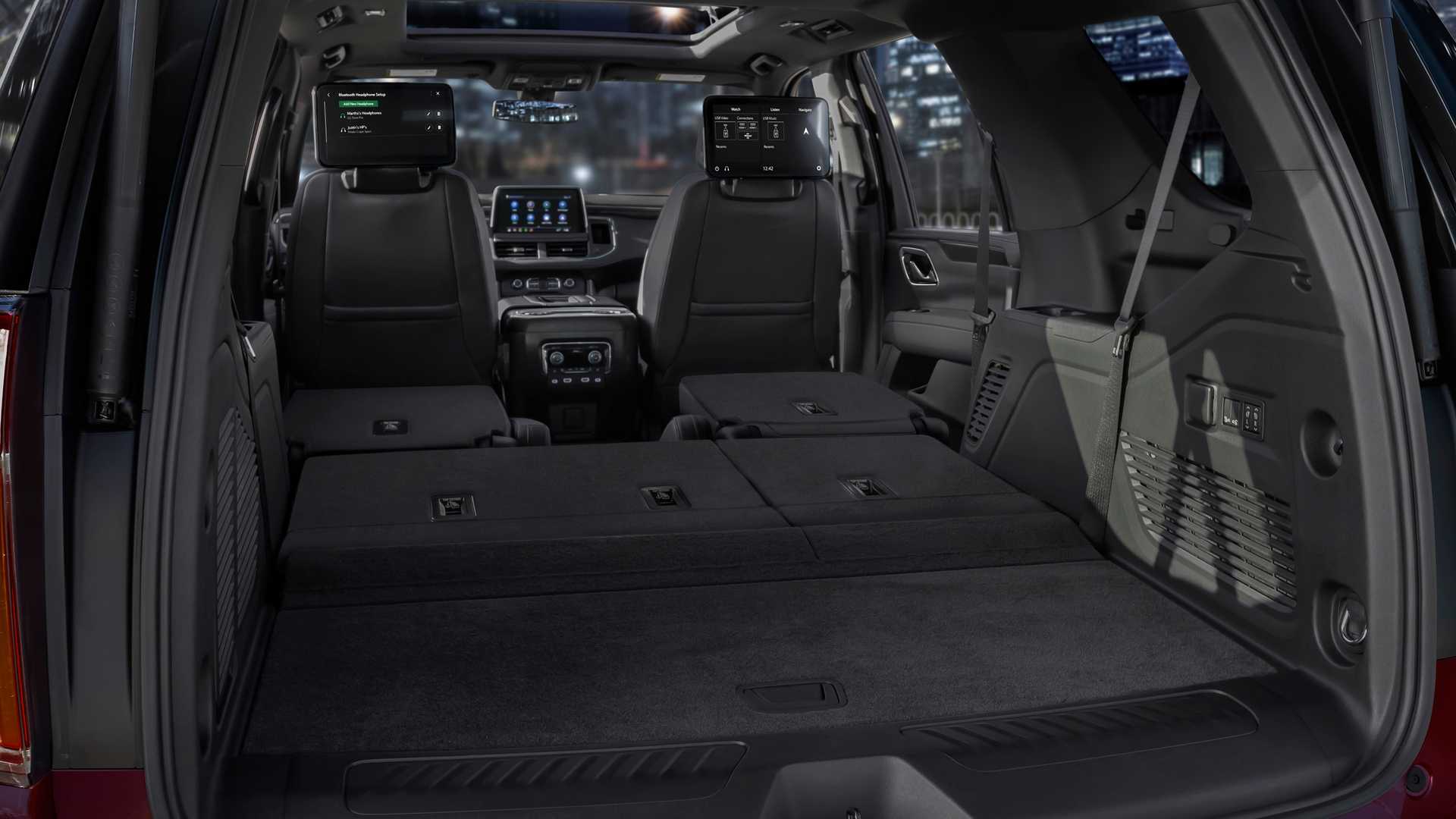 https://gcc-1307444343.cos.accelerate.myqcloud.com/images/dfc42b/r_960x540/generations/generation_64953c411c23b_chevrolet-tahoe-interior-cabin-view.jpg