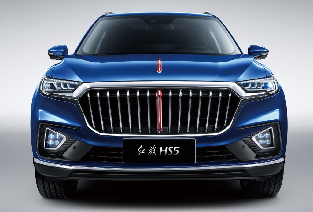 https://gcc-1307444343.cos.accelerate.myqcloud.com/images/e17f02/r_960x540/generations/generation_64944adaa0a07_hongqi-hs5-exterior-front.jpg