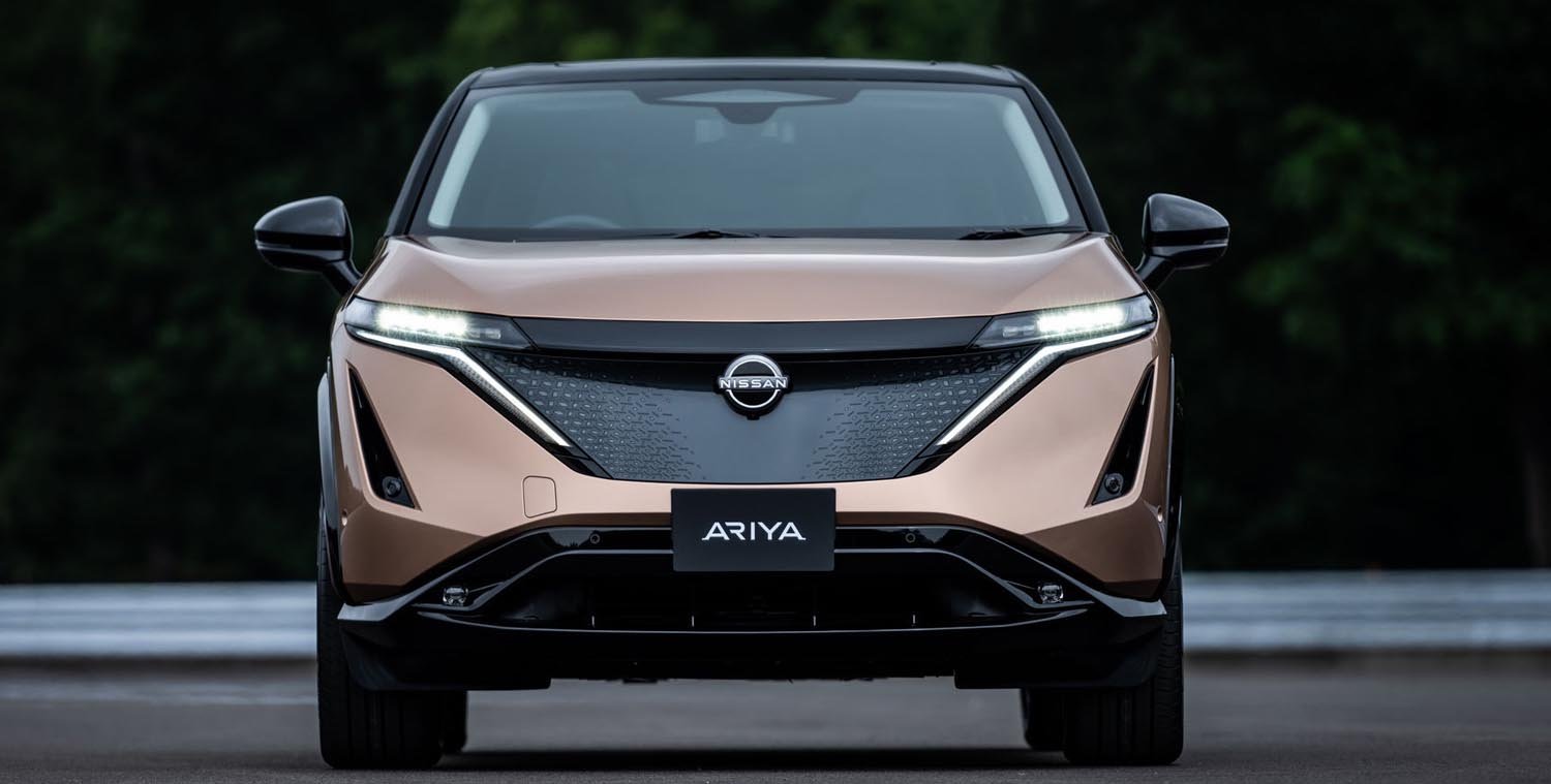 https://gcc-1307444343.cos.accelerate.myqcloud.com/images/e5456b/r_960x540/generations/generation_649548f3dfb5b_nissan-ariya-exterior-front.jpg